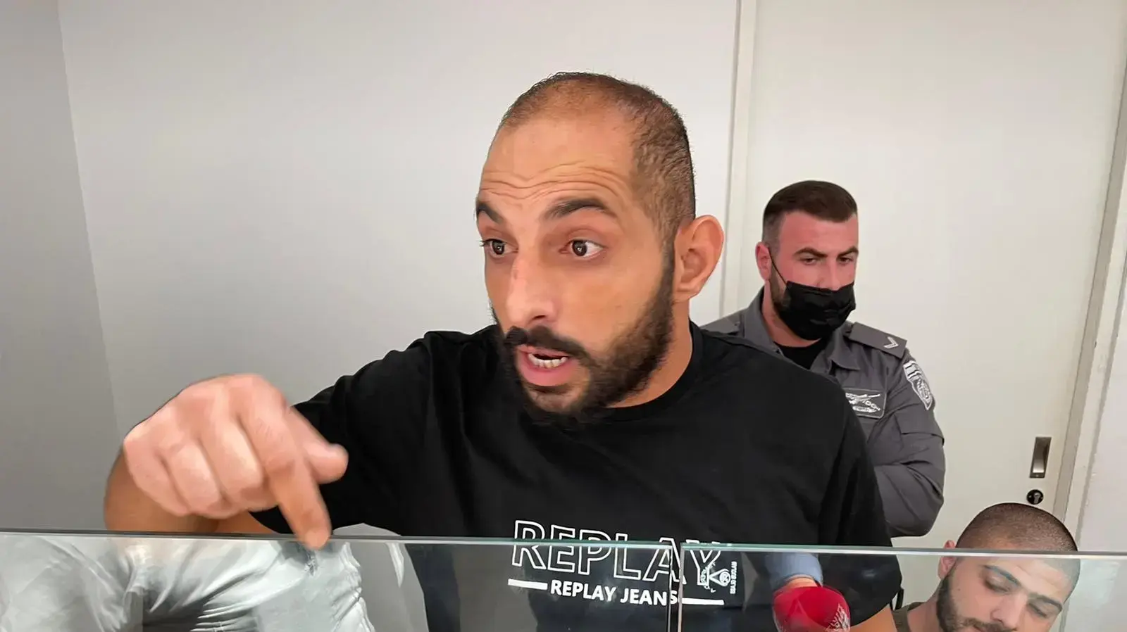 כתב אישום | שלושה נאשמים שביצעו את הלינץ' בעכו במהלך הפרעות המחוזי, חיפה 24 ביוני 2021 כתב אישום | שלושה נאשמים שביצעו את הלינץ' בעכו במהלך הפרעות המחוזי, חיפה 24 ביוני 2021