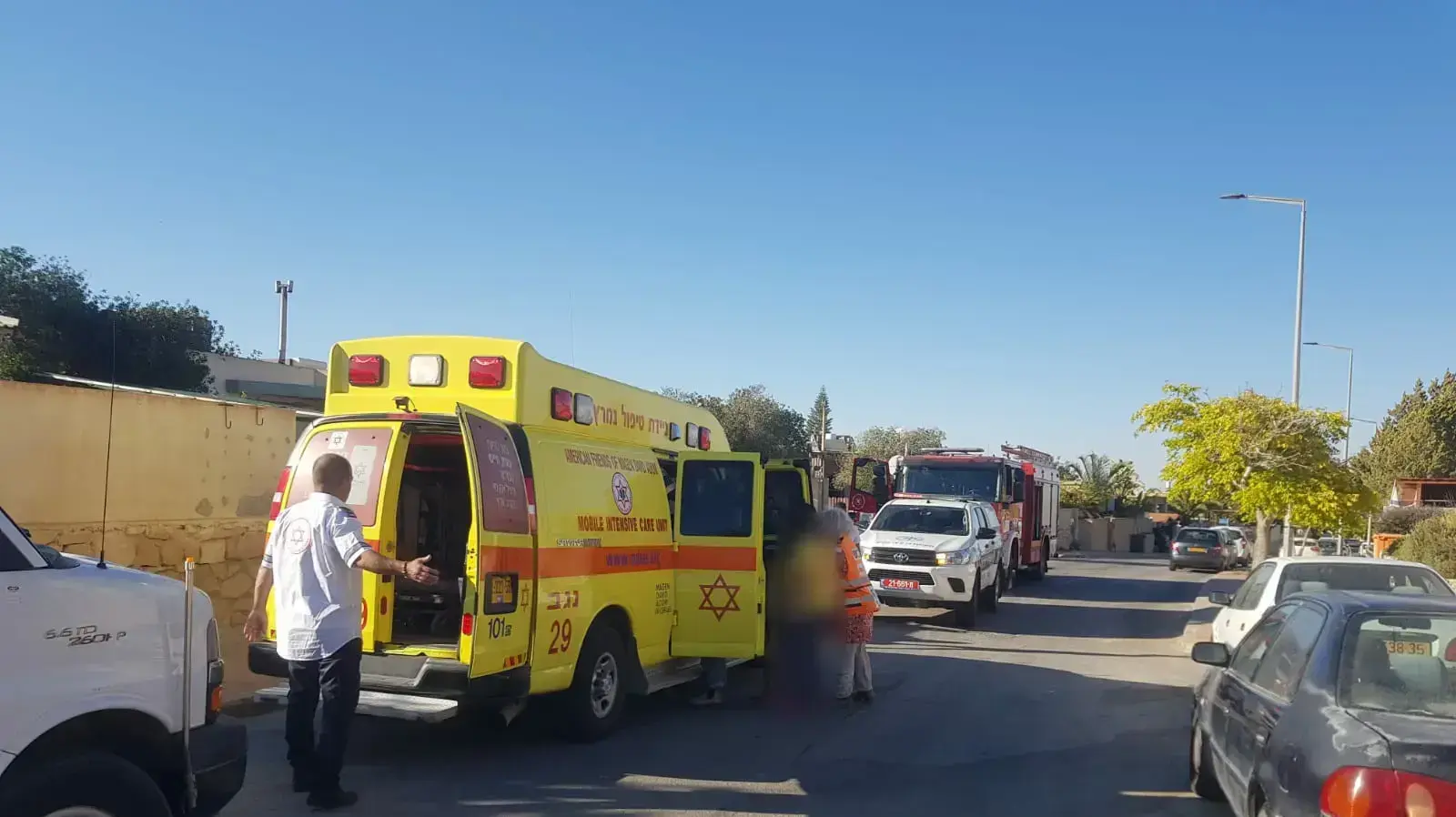 חמישה ילדים נפצעו בפיצוץ בחצר בית, מצפה רמון