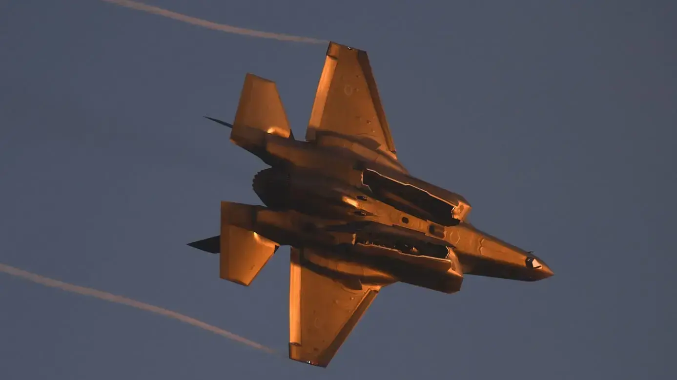 מטוס F-35, מסדר "כנפיים" 182 בסימן 40 שנה למבצע "אופרה", בסיס חיל האוויר בחצרים 
24.06.21