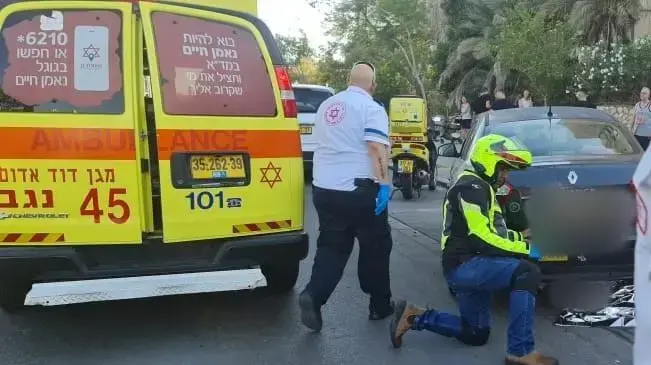 זירת תאונת הפגע וברח בבאר שבע, 26 ביוני 2021 זירת תאונת הפגע וברח בבאר שבע, 26 ביוני 2021
