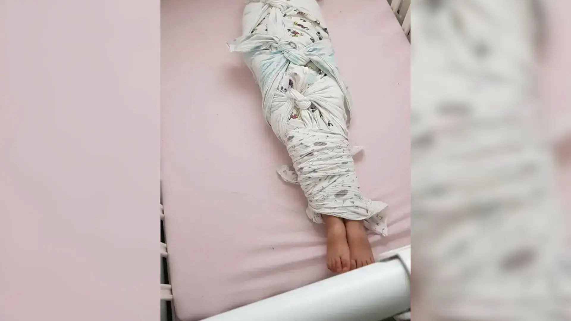 בווידאו: תיעוד ממצלמות האבטחה בגן בשדרות בווידאו: תיעוד ממצלמות האבטחה בגן בשדרות