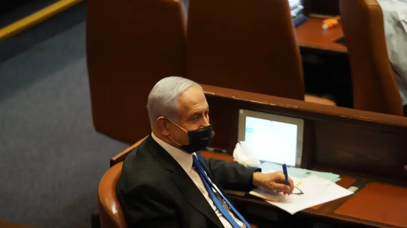 יו"ר האופוזיציה בנימין נתניהו במליאת הכנסת. 28 ביוני 2021 יו"ר האופוזיציה בנימין נתניהו במליאת הכנסת. 28 ביוני 2021