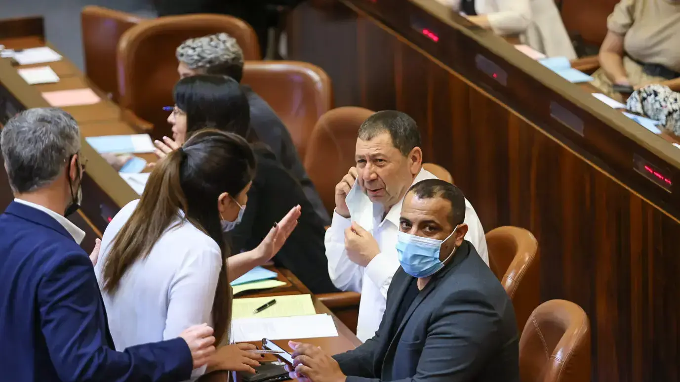 אביר קארה במליאת הכנסת 1 ביולי 2021 אביר קארה במליאת הכנסת 1 ביולי 2021