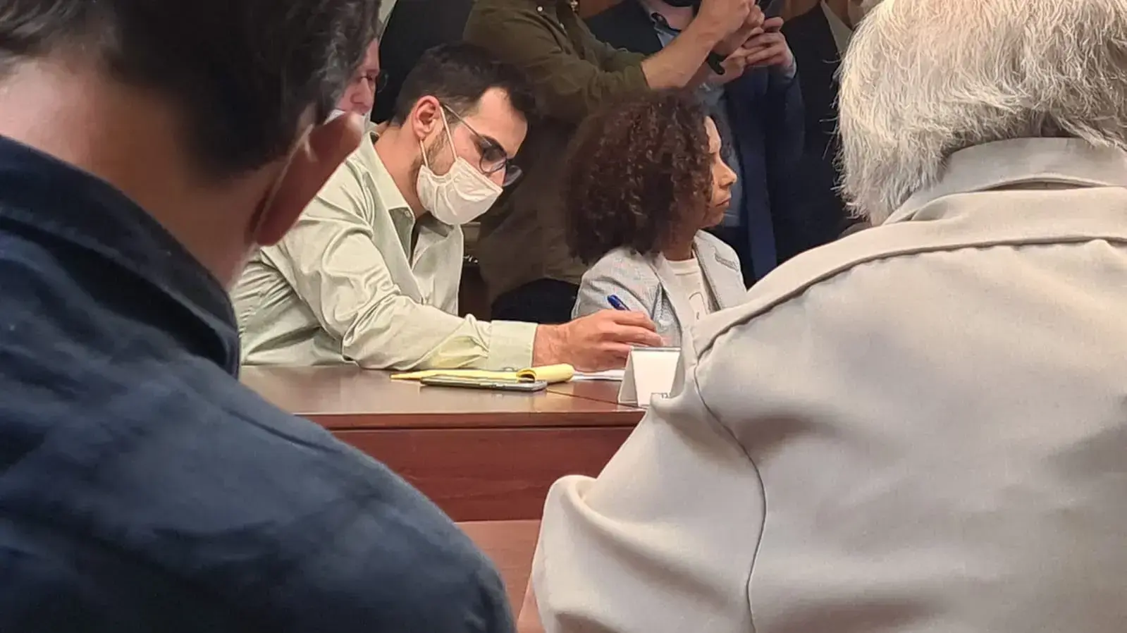 ח"כים ללא מסכה | ח"כ אבתיסאם מראענה ממפלגת העבודה, היום בישיבת הסיעה ח"כים ללא מסכה | ח"כ אבתיסאם מראענה ממפלגת העבודה, היום בישיבת הסיעה