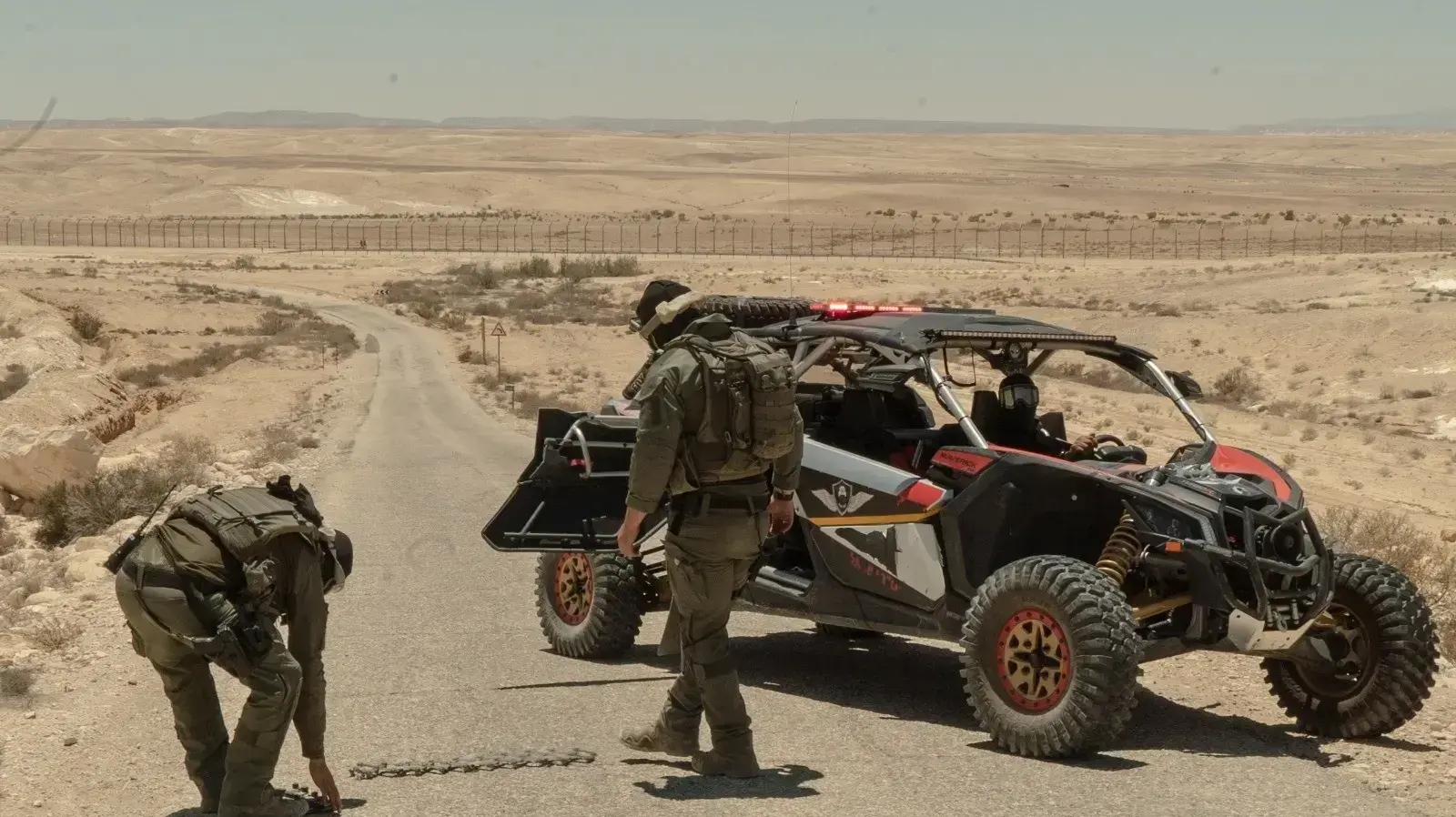 התמודדות עם תופעת ההברחות בגבול מצרים ומבצע ״מגן ניצנה״
תמונות מדימוי סיכול ההברחה 11 ביולי 2021 התמודדות עם תופעת ההברחות בגבול מצרים ומבצע ״מגן ניצנה״
תמונות מדימוי סיכול ההברחה 11 ביולי 2021