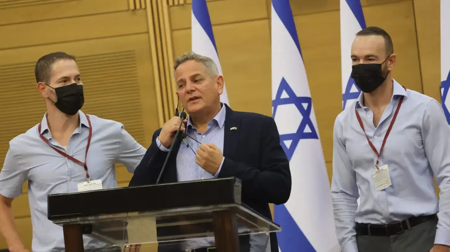 שר הבריאות ניצן הורוביץ במסיבת עיתונאים בכנסת בנושא חוק הפונדקאות 11 ביולי 2021 שר הבריאות ניצן הורוביץ במסיבת עיתונאים בכנסת בנושא חוק הפונדקאות 11 ביולי 2021
