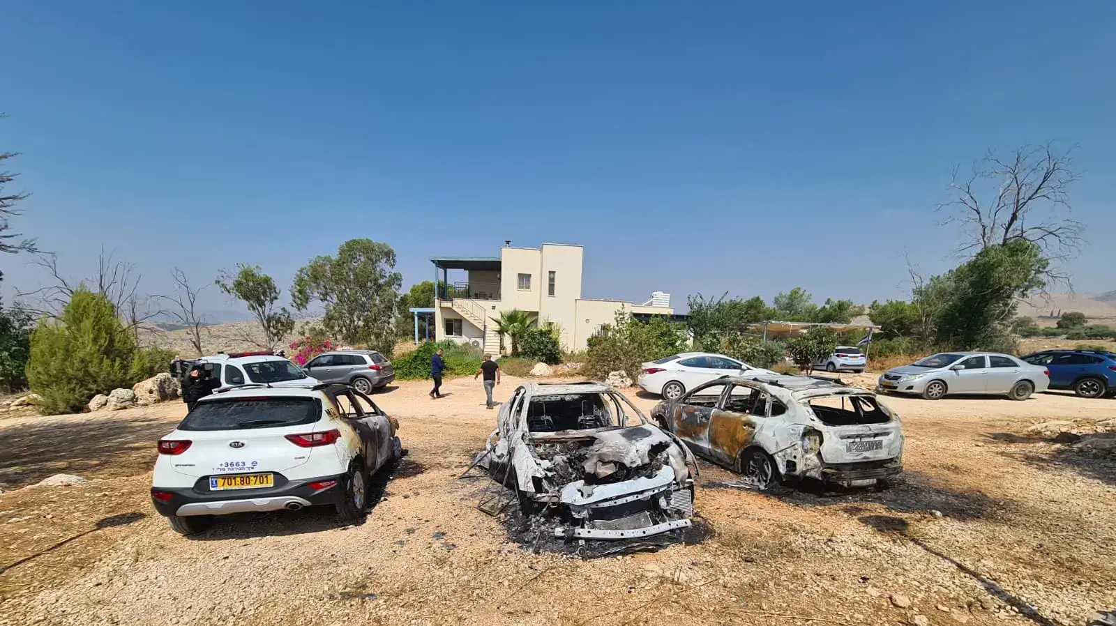 שריפת מכוניות בחניון ורד הגליל, 12 ביולי 2021 שריפת מכוניות בחניון ורד הגליל, 12 ביולי 2021