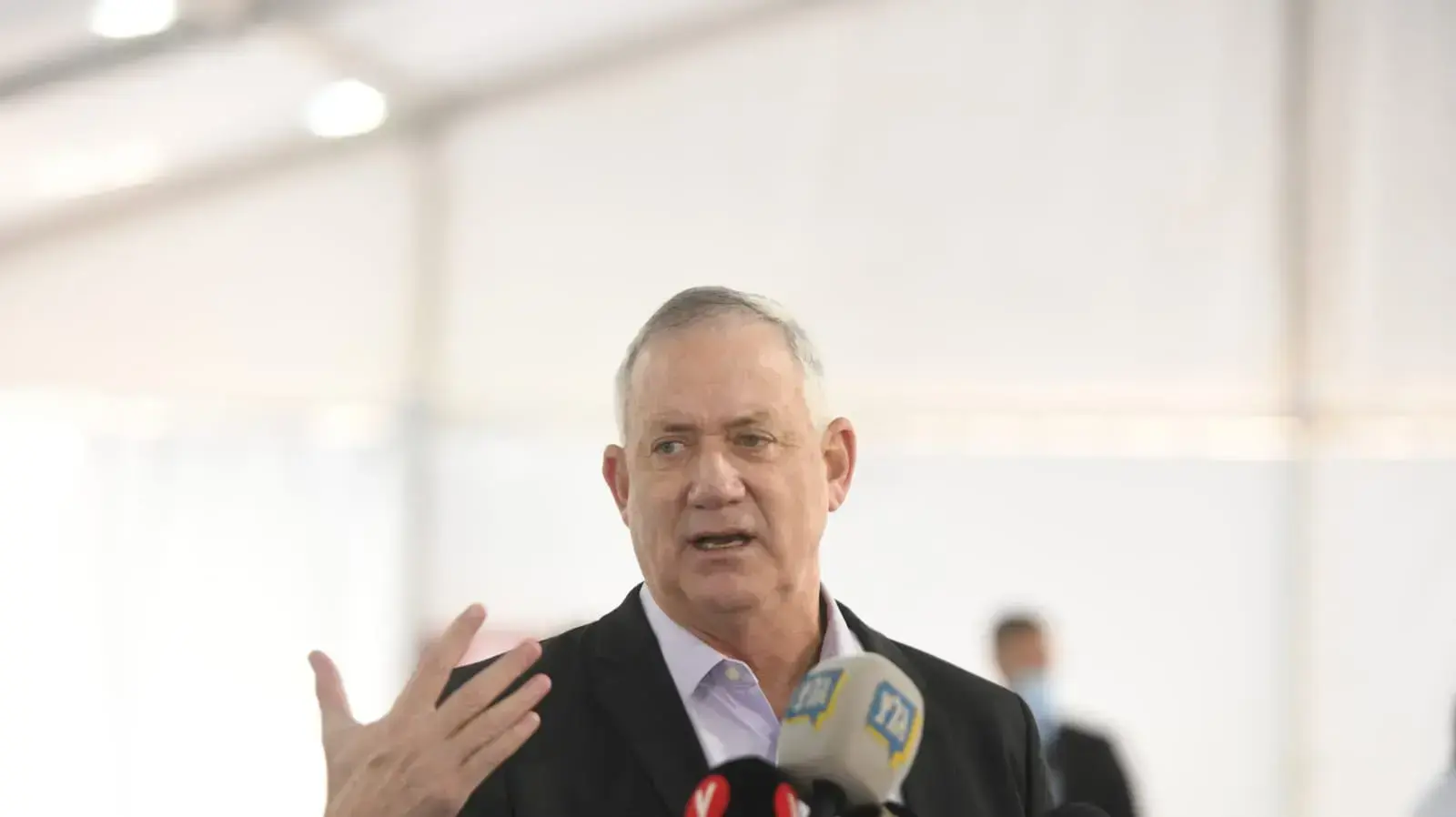 שר הביטחון, בני גנץ במתחם החיסונים המוקם בנתב"ג ע"י משרד הביטחון, 12 ביולי 2021 שר הביטחון, בני גנץ במתחם החיסונים המוקם בנתב"ג ע"י משרד הביטחון, 12 ביולי 2021