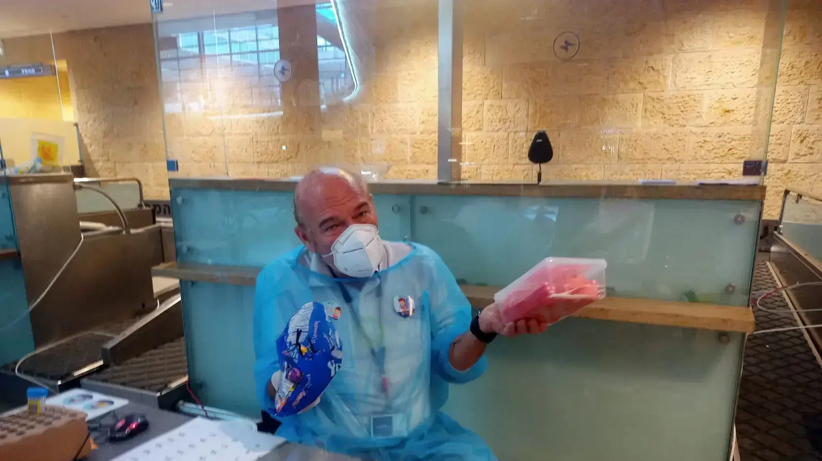 הליך בדיקות קורונה בנתב"ג 14 ביולי 2021
הליך בדיקות קורונה בנתב"ג 14 ביולי 2021