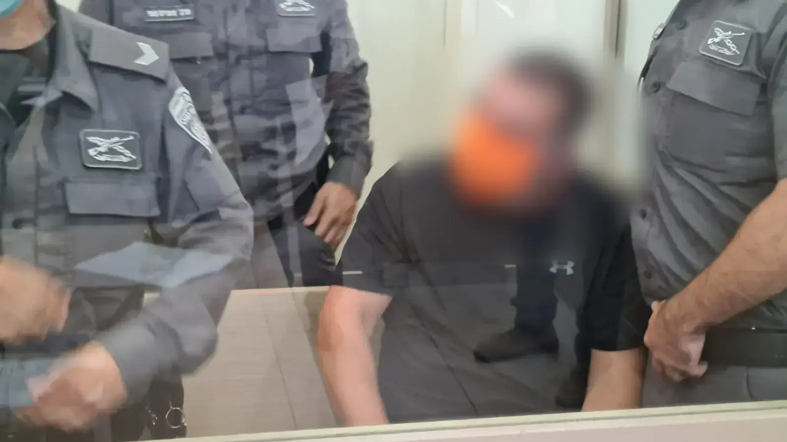 דיון בבקשת המשטרה להארכת מעצר לחשודים בסחיטת דמי חסות, בימ"ש שלום ק"ש
15 ביולי 2021 דיון בבקשת המשטרה להארכת מעצר לחשודים בסחיטת דמי חסות, בימ"ש שלום ק"ש
15 ביולי 2021