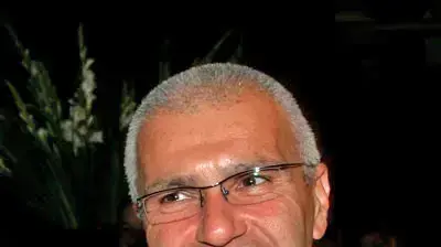 יועץ התקשורת עופר לפלר