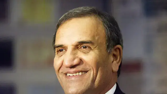 צדיק בינו