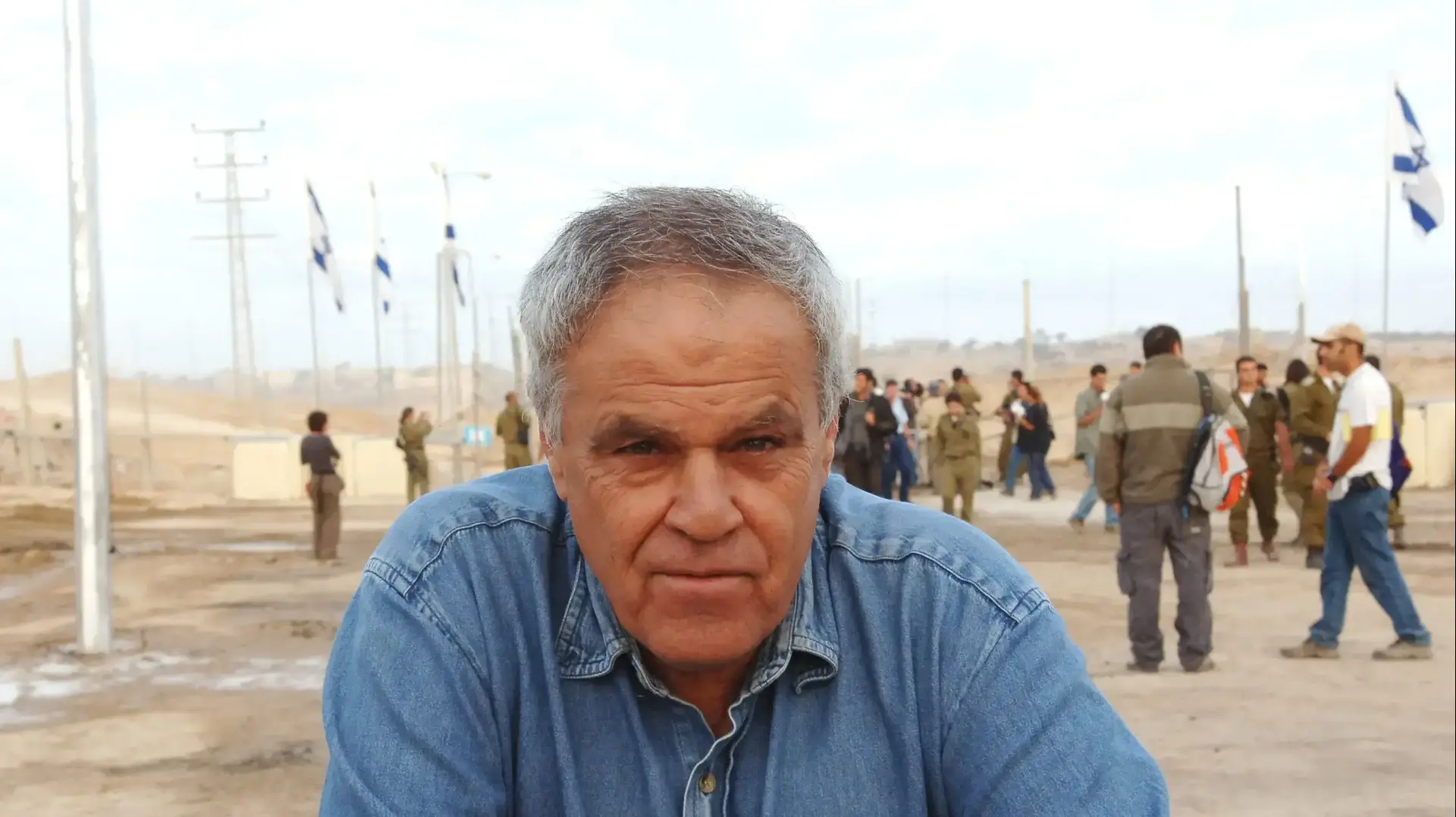 רוני דניאל רוני דניאל