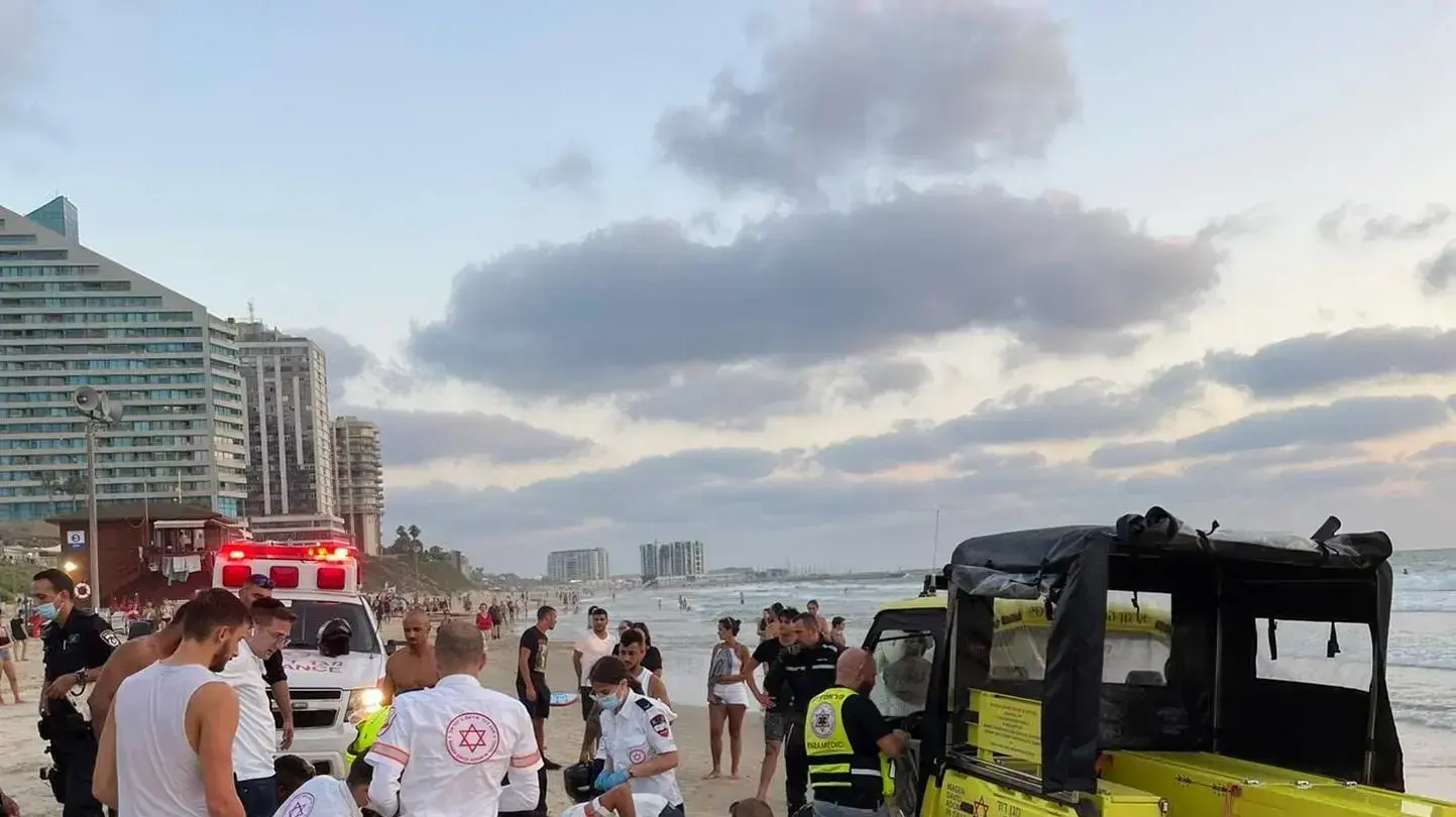 זירת טביעה צפונית לחוף זבולון בהרצליה 26 ביולי 2021 זירת טביעה צפונית לחוף זבולון בהרצליה 26 ביולי 2021