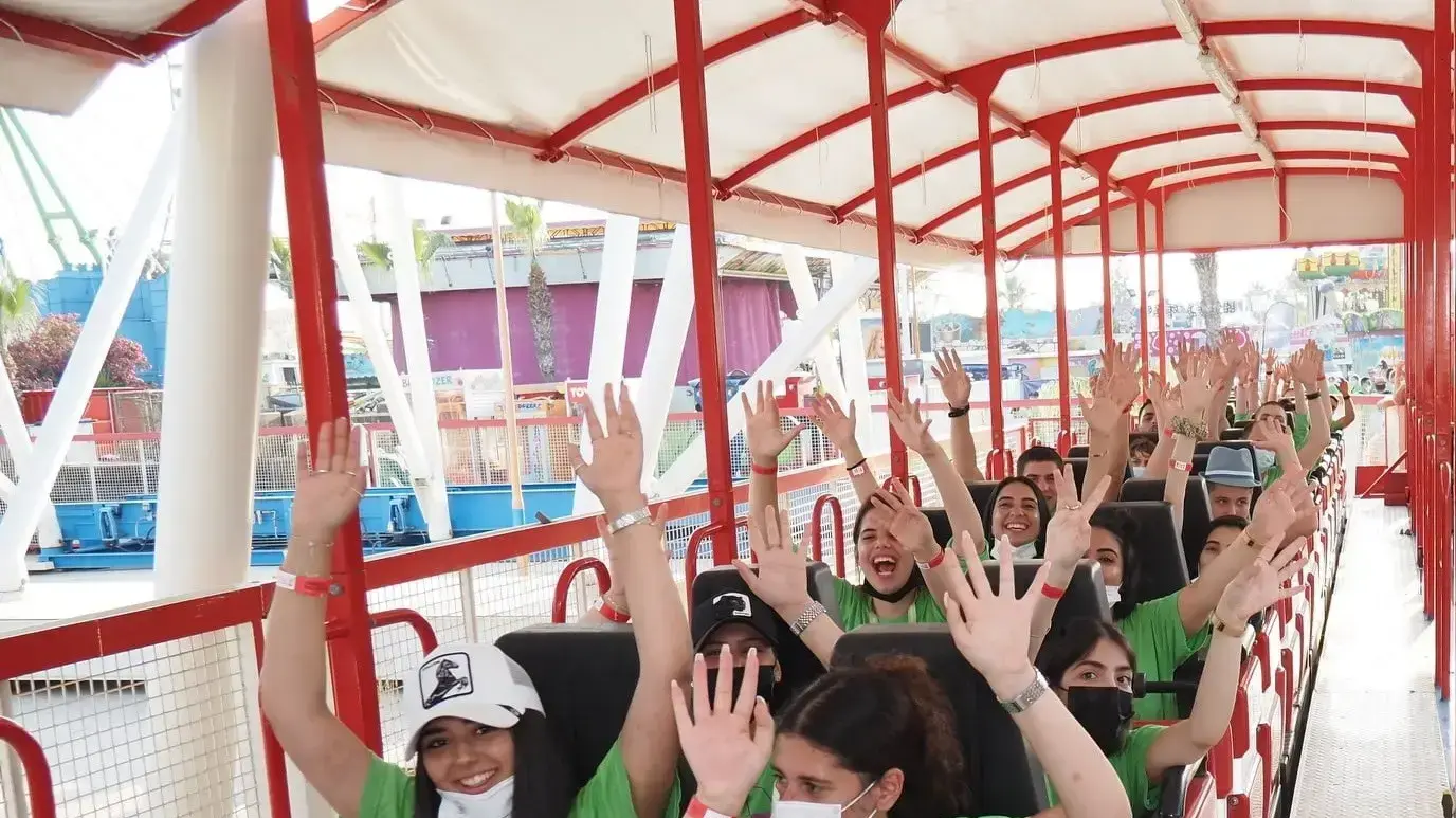 מחנה קיץ של זכרון מנחם בקפריסין 2021