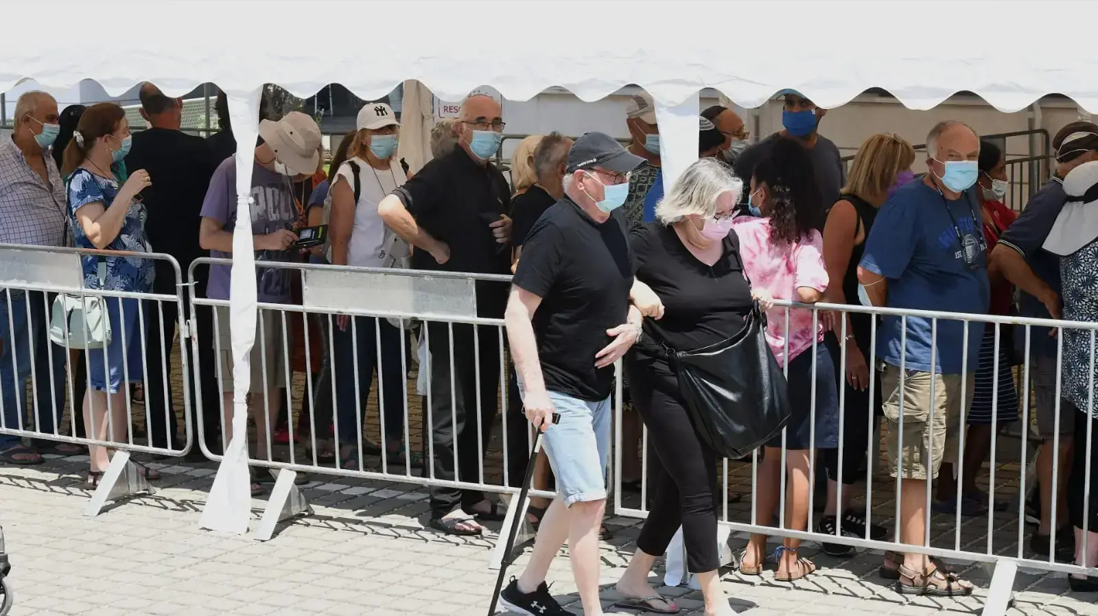 אולם רוזמרין פתח תקוה כללית חיסון שלישי 05 באוגוסט 2021 אולם רוזמרין פתח תקוה כללית חיסון שלישי 05 באוגוסט 2021