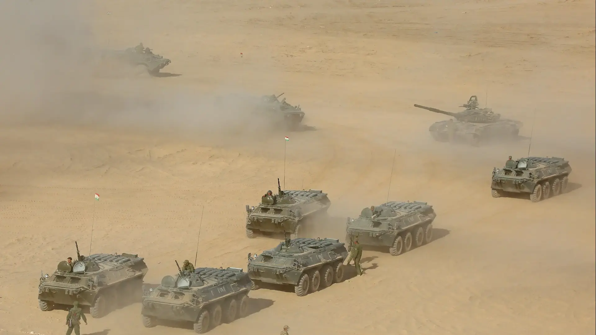 A view shows military hardware and troops during joint military drills involving Russia, Uzbekistan and Tajikistan, at the Harb-Maidon training ground, located near the Tajik-Afghan border in the Khatlon Region of Tajikistan August 10, 2021. REUTERS/Didor Sadulloev
A view shows military hardware and troops during joint military drills involving Russia, Uzbekistan and Tajikistan, at the Harb-Maidon training ground, located near the Tajik-Afghan border in the Khatlon Region of Tajikistan August 10, 2021. REUTERS/Didor Sadulloev
