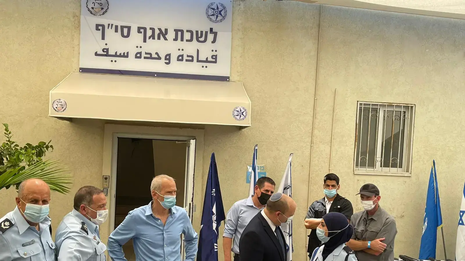 ראש הממשלה נפתלי בנט,מפכ"ל המשטרה קובי שבתאי, השר לביטחון פנים עמר בר לב וסגן השר יואב סגלוביץ' בהשקת התוכנית הלאומית של המשטרה להתמודדות עם הפשיעה במגזר הערבי, מטה מרחב גליל, קריית אתא, 11 באוגוסט 2021