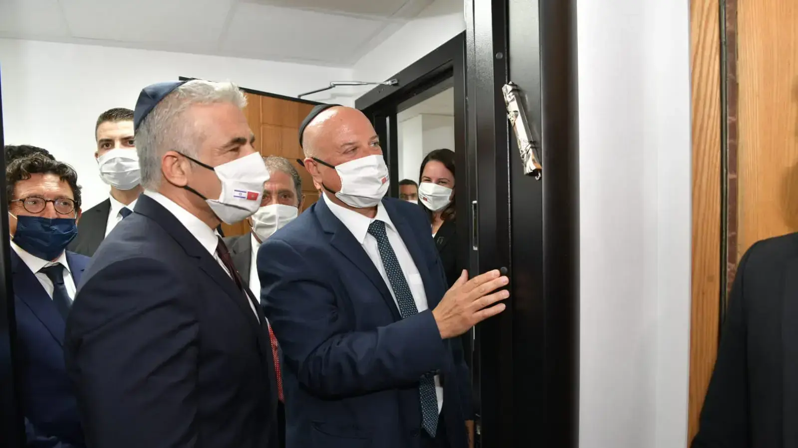 שר החוץ יאיר לפיד חנך את הנציגות הישראלית ברבאט בירת מרוקו. 12 באוגוסט 2021 שר החוץ יאיר לפיד חנך את הנציגות הישראלית ברבאט בירת מרוקו. 12 באוגוסט 2021
