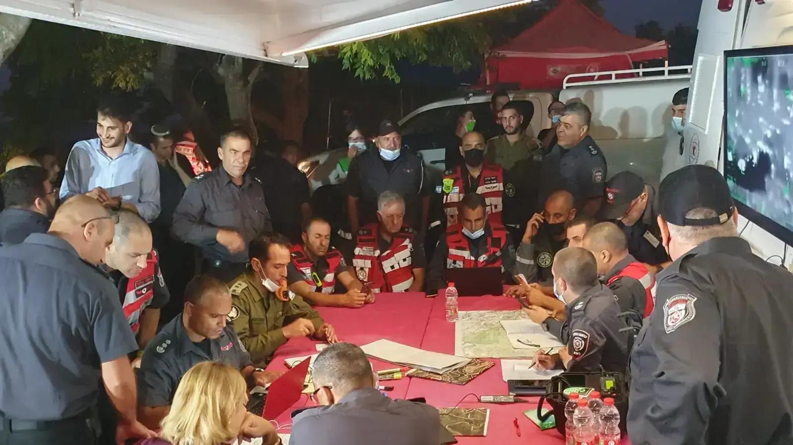 הערכת מצב חפ"ק שורש כיבוי שירות בהרי ירושלים 16 באוגוסט 2021 הערכת מצב חפ"ק שורש כיבוי שירות בהרי ירושלים 16 באוגוסט 2021