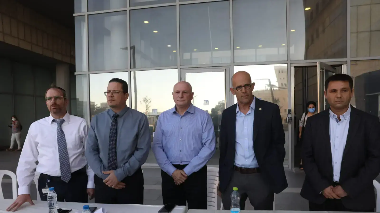 מסיבת עיתונאים של מנהלי בתי החולים הציבוריים מול משרד הבריאות, ירושלים מסיבת עיתונאים של מנהלי בתי החולים הציבוריים מול משרד הבריאות, ירושלים