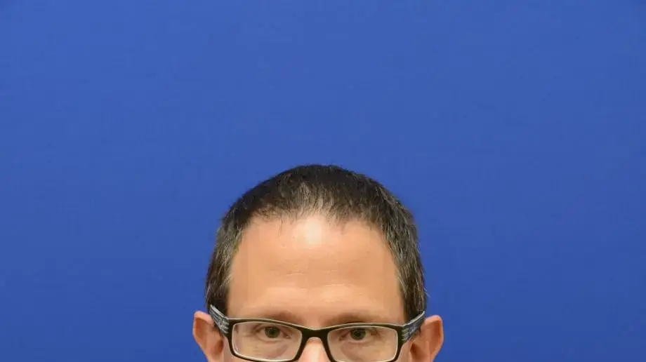 פרופ' עמוס אדלר
