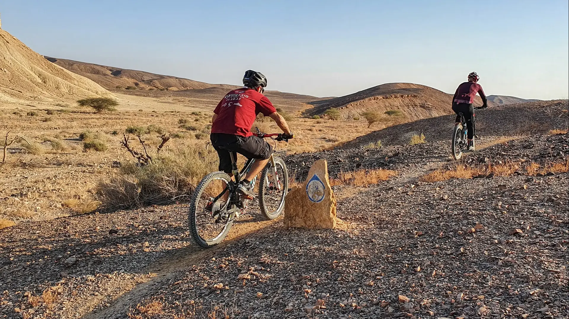 שביל ישראל באופניים בערבה התיכונה שביל ישראל באופניים בערבה התיכונה
