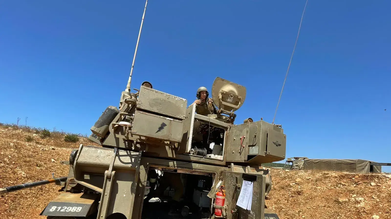 בסיס תותחנים בו משרת חייל צה"ל יוסי ספוז׳ניקוב בסיס תותחנים בו משרת חייל צה"ל יוסי ספוז׳ניקוב