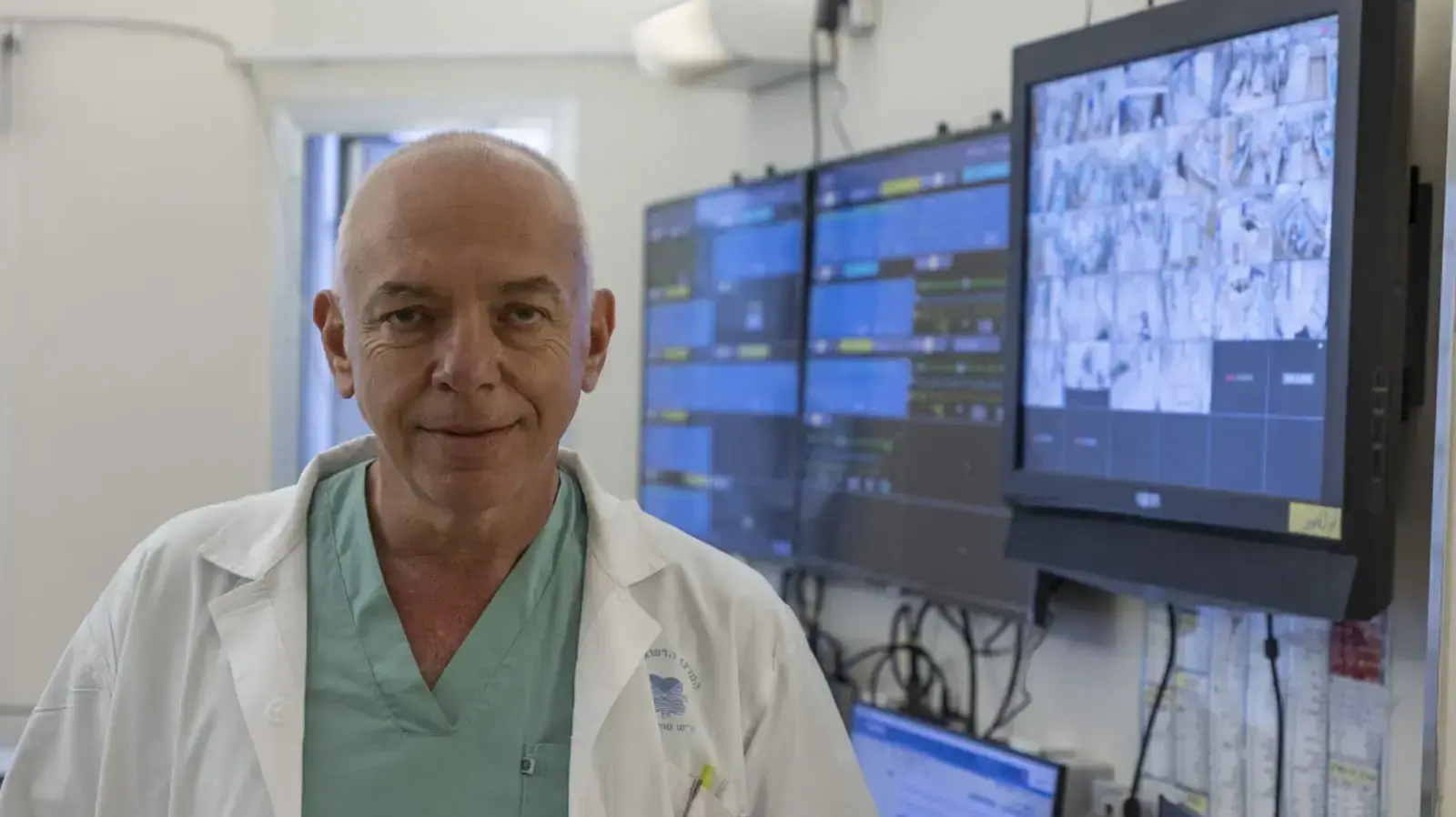 ד"ר יוסף טשבינר, מ"מ מנהל מחלקה פנימית קורונה בבית החולים איכילוב
