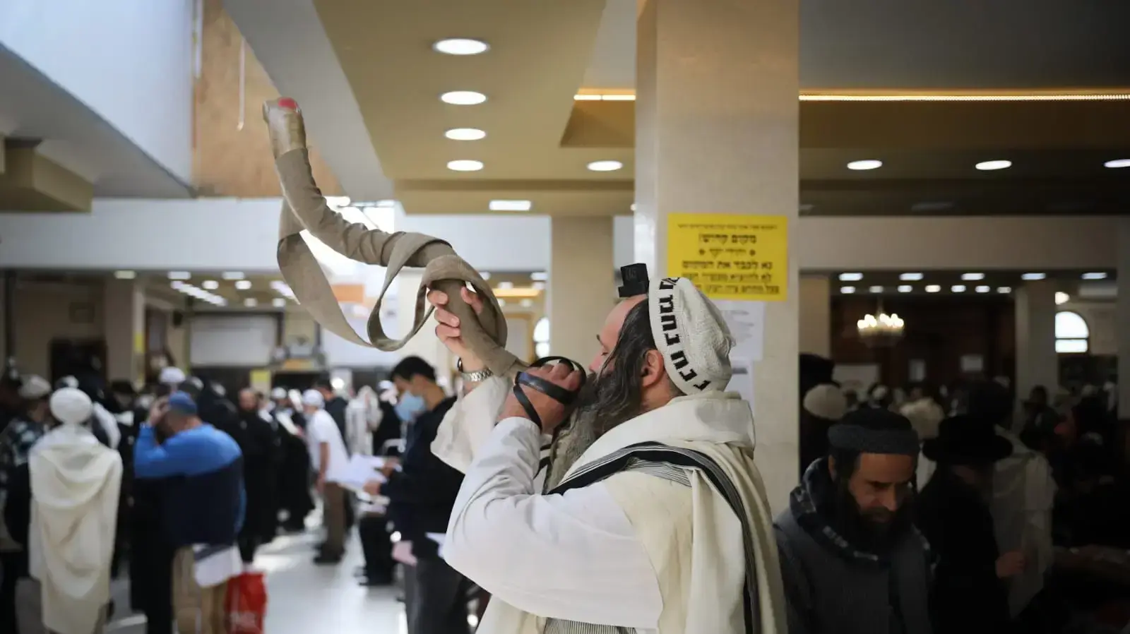 מתפללים לפני ערב ראש השנה, אומן, 5 בספטמבר 2021