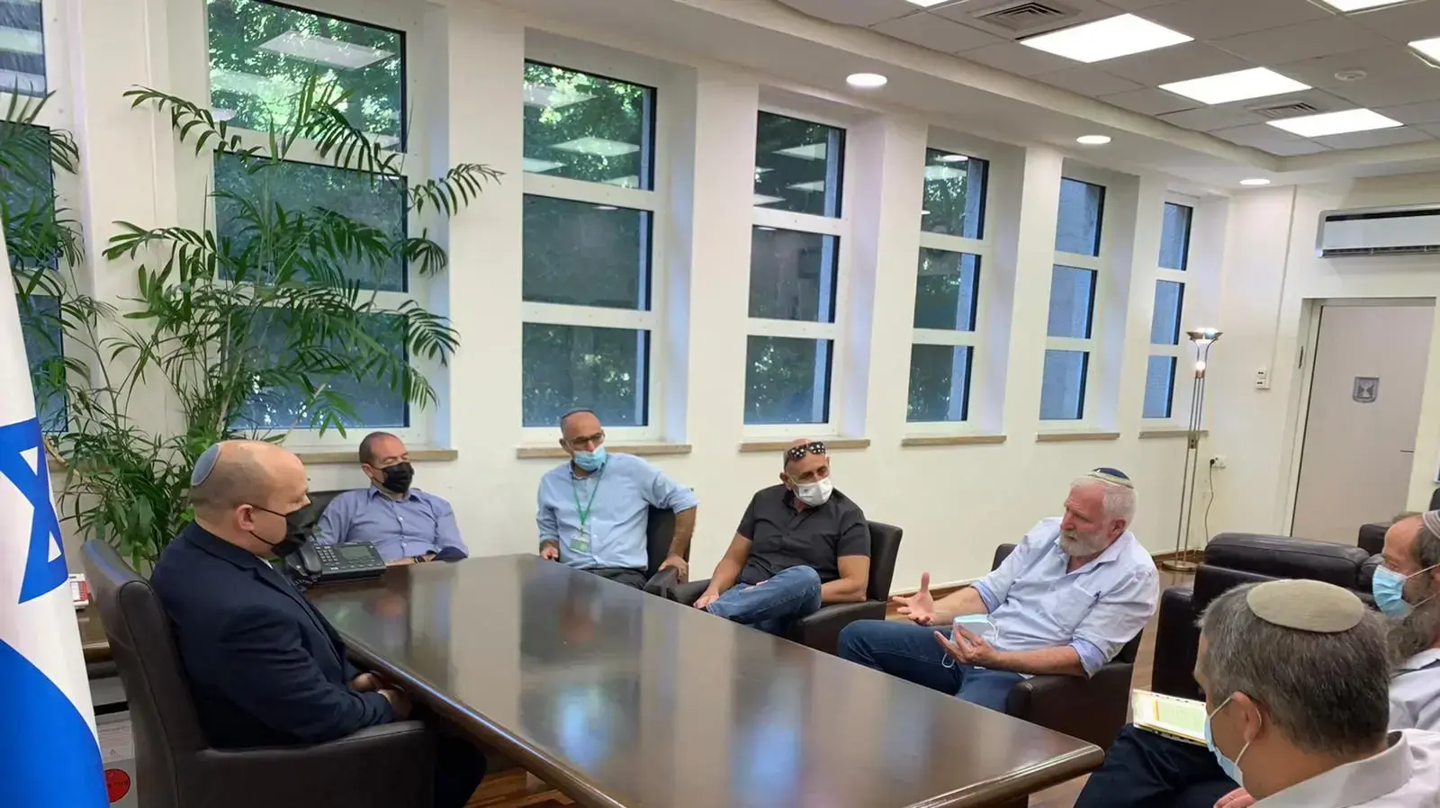 פגישת ראש הממשלה, נפתלי בנט, עם ראשי מועצת יש"ע פגישת ראש הממשלה, נפתלי בנט, עם ראשי מועצת יש"ע