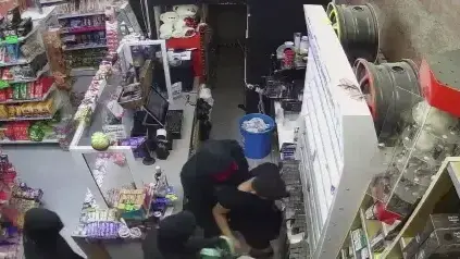 שוד מרכול בבאר שבע 