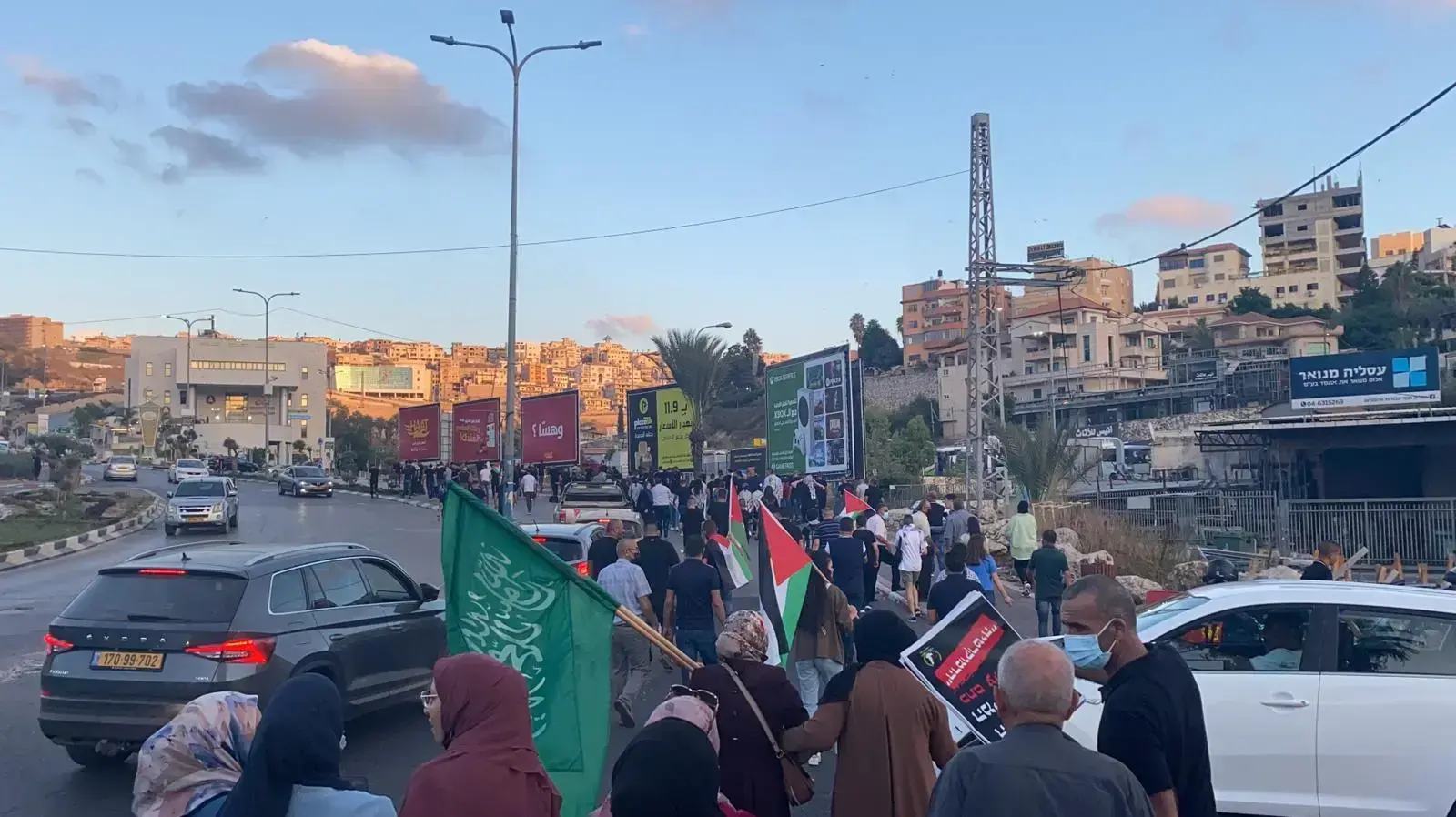 הפגנה באום אל פאחם כהזדהות עם המחבלים הנמלטים מכלא גלבוע, 10 בספטמבר 2021 הפגנה באום אל פאחם כהזדהות עם המחבלים הנמלטים מכלא גלבוע, 10 בספטמבר 2021