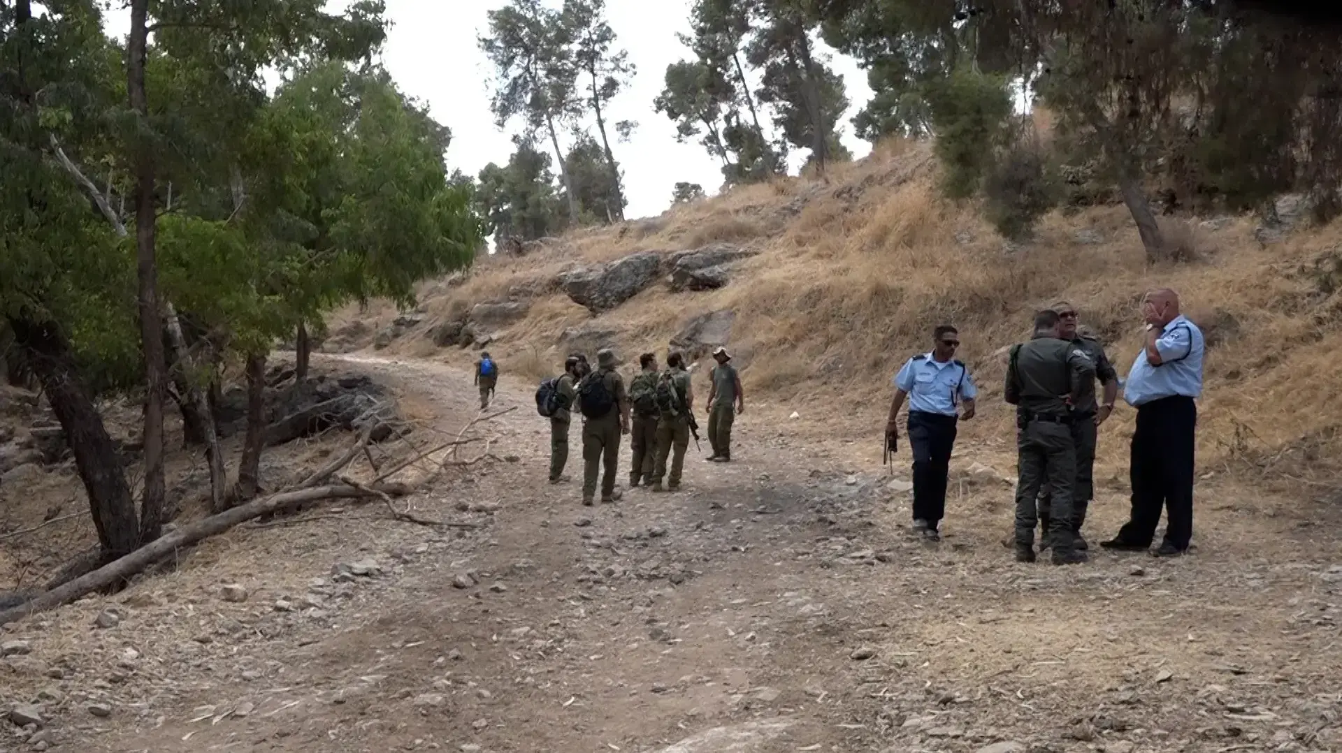 חיפושי משטרת ישראל אחר המחבלים שנמלטו מכלא גלבוע, 10 בספטמבר 2021 חיפושי משטרת ישראל אחר המחבלים שנמלטו מכלא גלבוע, 10 בספטמבר 2021