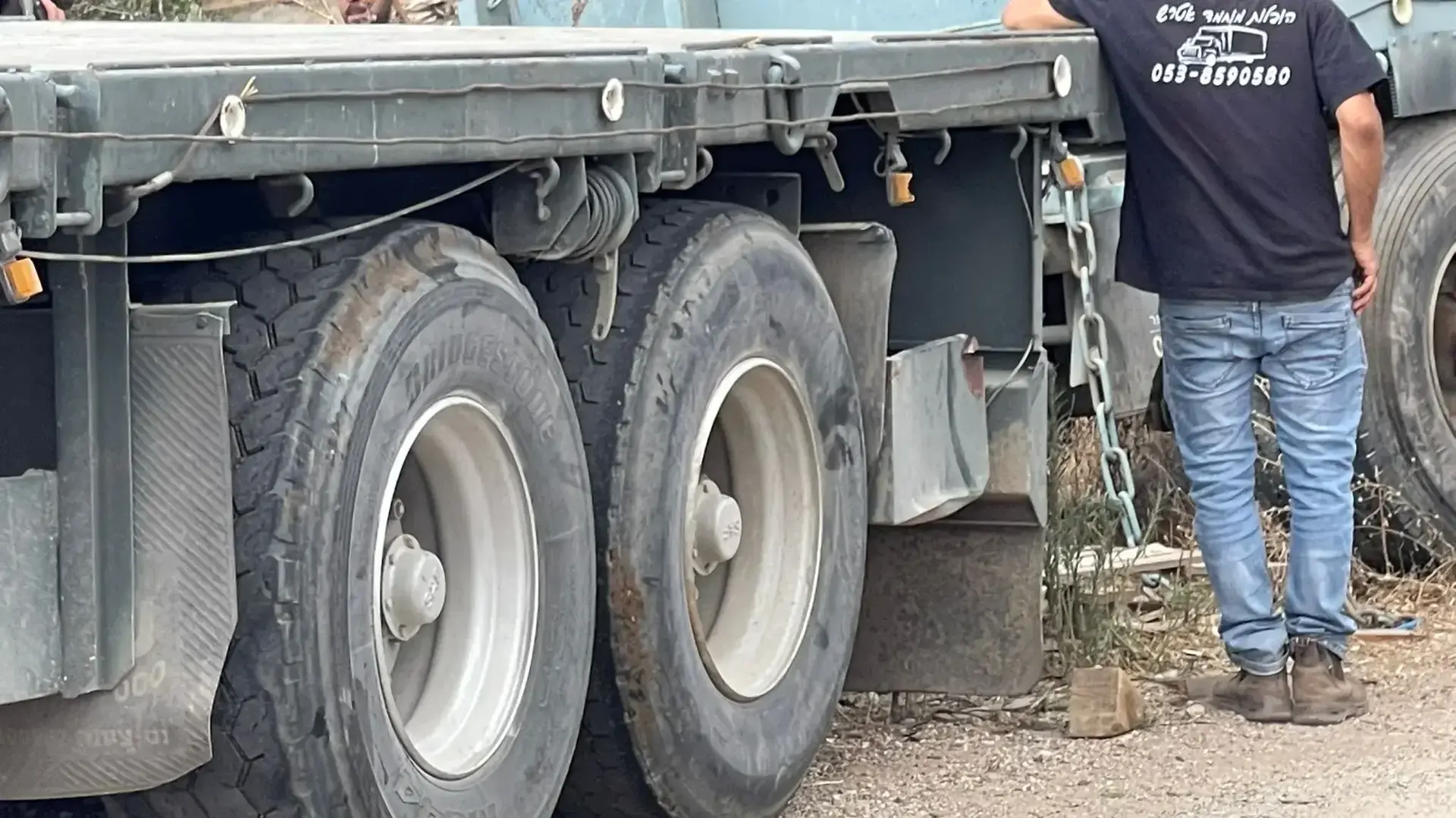 המשאית בעזרתה הסתתרו זכריה זביידי ומוחמד עארידה 10 בספטמבר 2021 המשאית בעזרתה הסתתרו זכריה זביידי ומוחמד עארידה 10 בספטמבר 2021