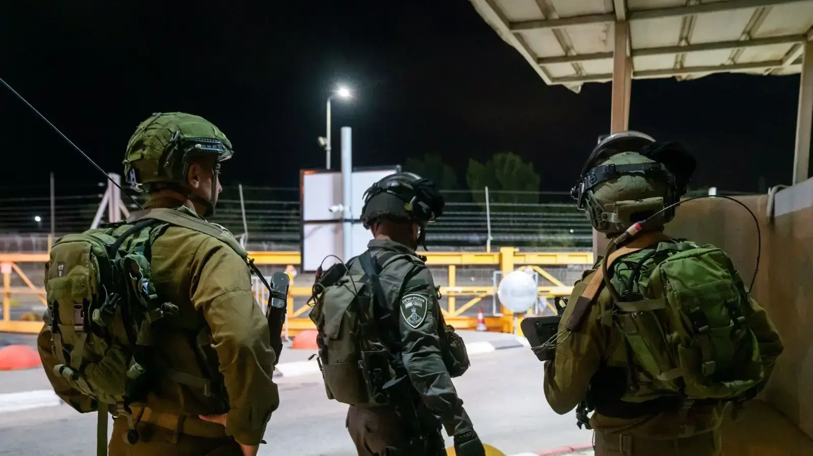 לוחמי יחידת "מרעול" מסייעים בחיפוש אחר האסירים שנמלטו מכלא גלבוע 11 בפסטמבר 2021 לוחמי יחידת "מרעול" מסייעים בחיפוש אחר האסירים שנמלטו מכלא גלבוע 11 בפסטמבר 2021