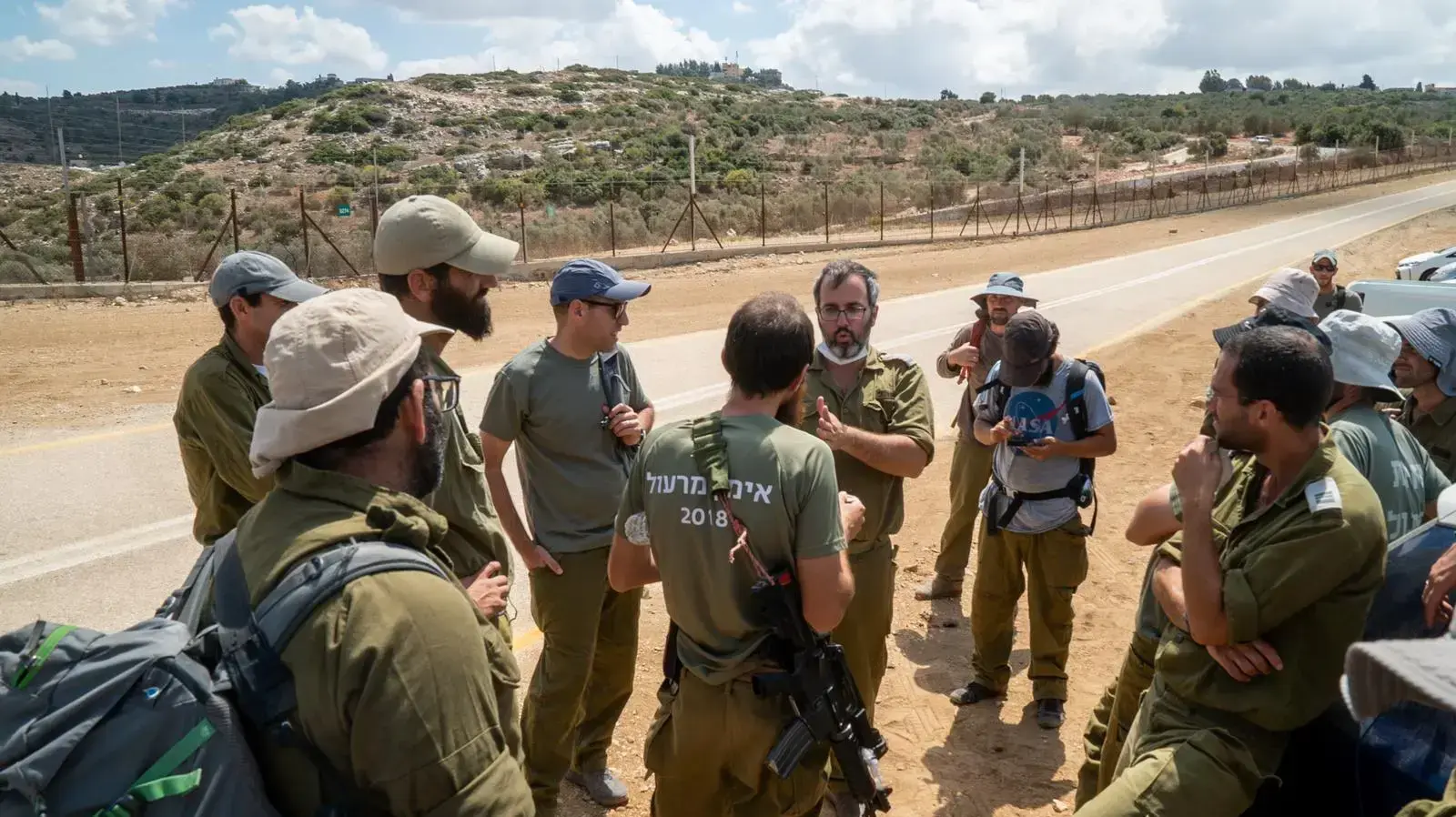 פעילות כוחות צה"ל ביממה האחרונה במרחב יהודה ושומרון כחלק מהמצוד אחר האסירים הנמלטים פעילות כוחות צה"ל ביממה האחרונה במרחב יהודה ושומרון כחלק מהמצוד אחר האסירים הנמלטים
