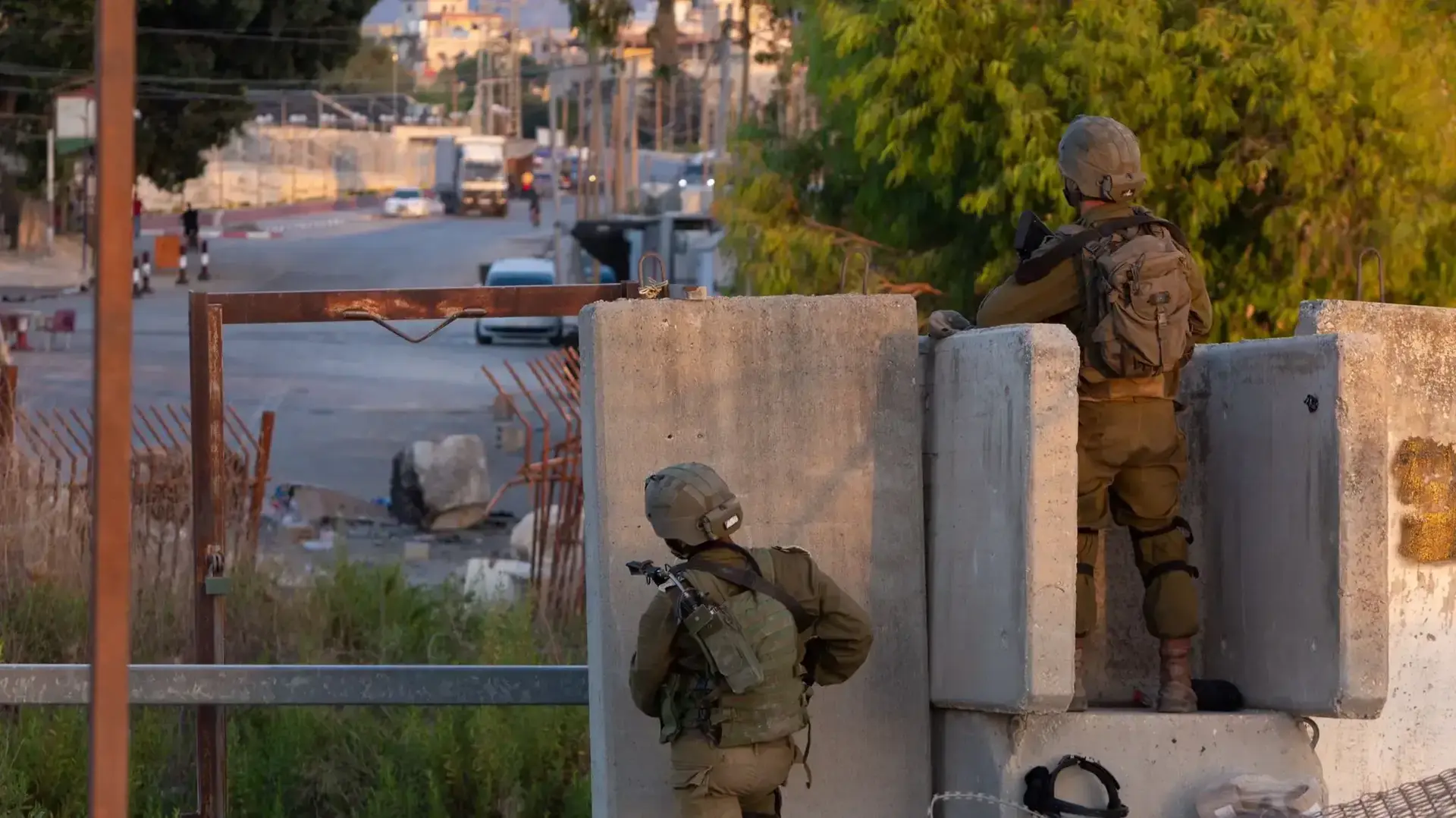 פעילות כוחות צה"ל ביממה האחרונה במרחב יהודה ושומרון כחלק מהמצוד אחר האסירים הנמלטים פעילות כוחות צה"ל ביממה האחרונה במרחב יהודה ושומרון כחלק מהמצוד אחר האסירים הנמלטים
