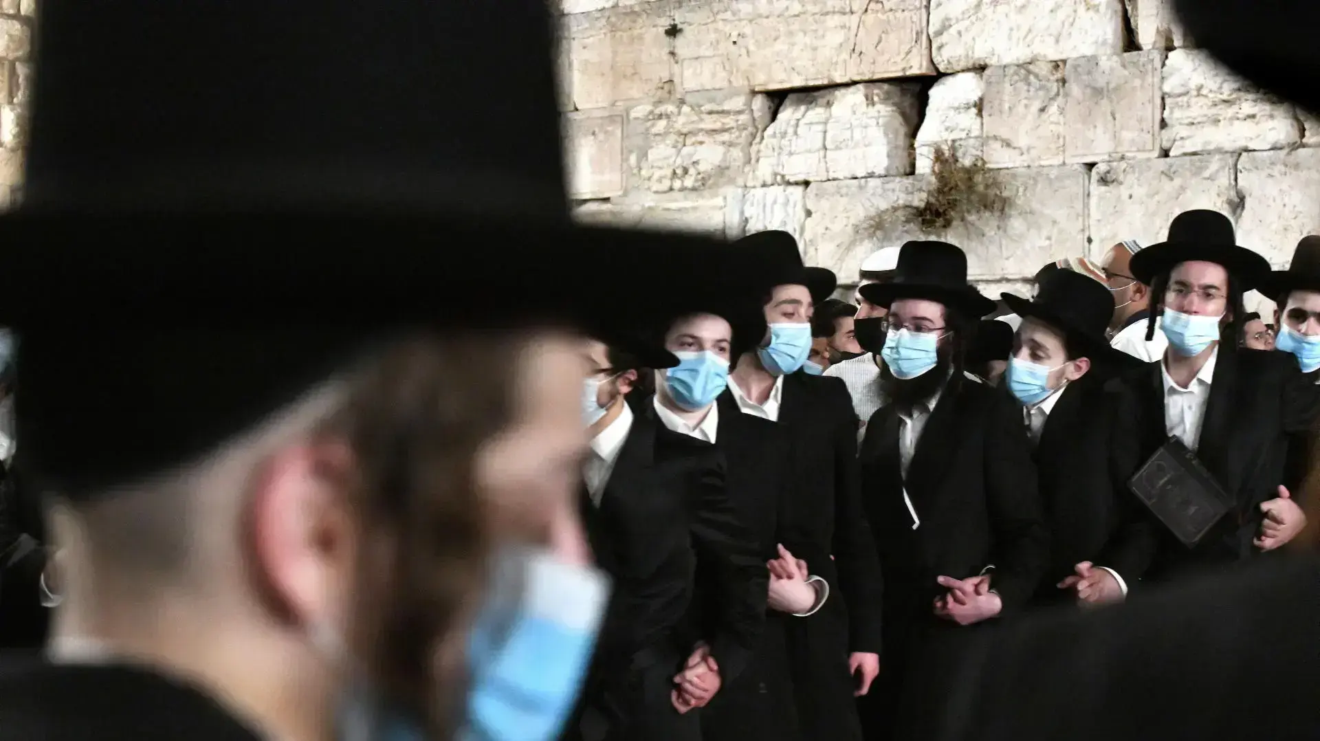 חרדים בסליחות בכותל לקראת יום הכיפורים 12 בספטמבר 2021 חרדים בסליחות בכותל לקראת יום הכיפורים 12 בספטמבר 2021