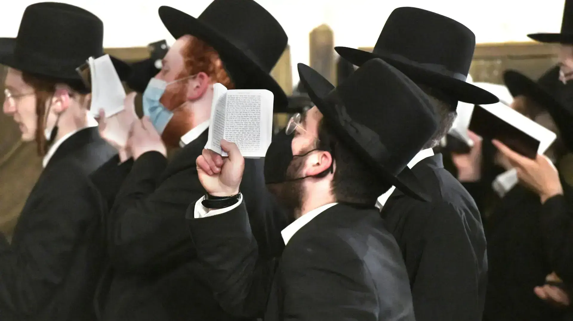 חרדים בסליחות בכותל לקראת יום הכיפורים 12 בספטמבר 2021