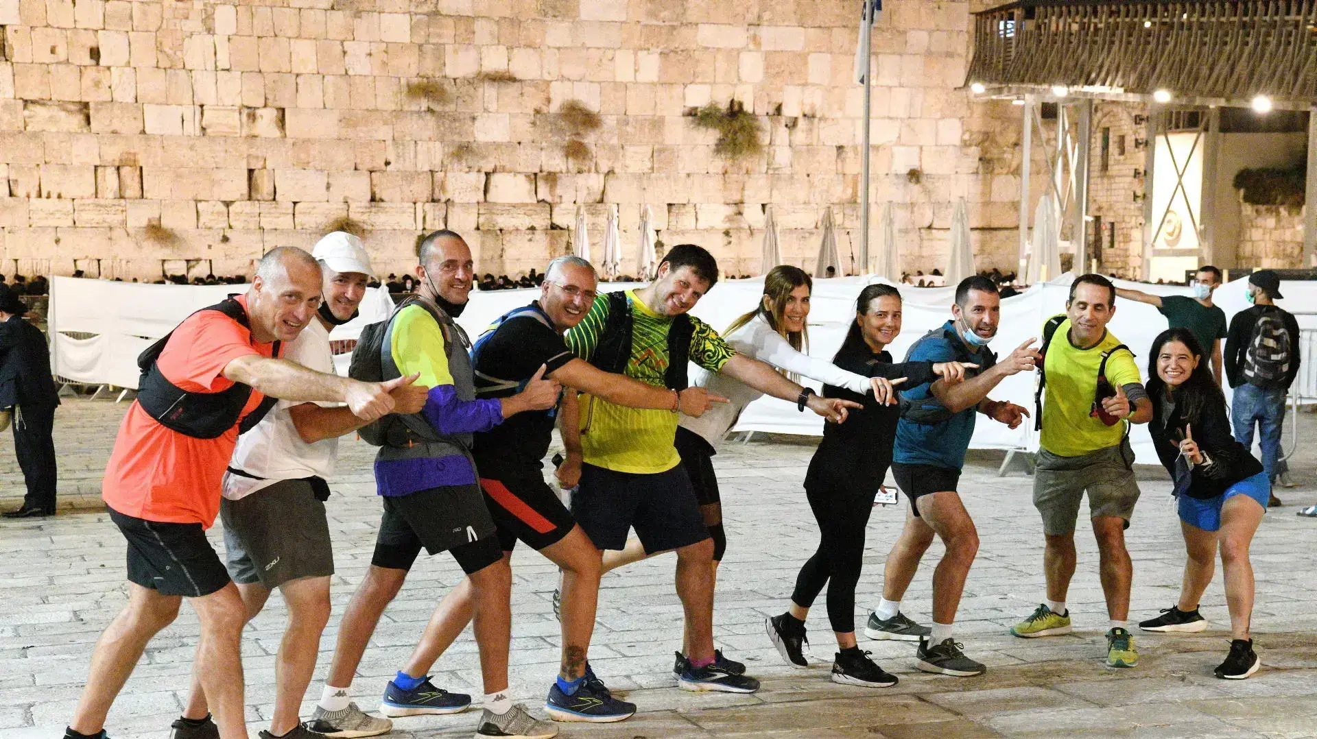 חרדים בסליחות בכותל לקראת יום הכיפורים 12 בספטמבר 2021 חרדים בסליחות בכותל לקראת יום הכיפורים 12 בספטמבר 2021