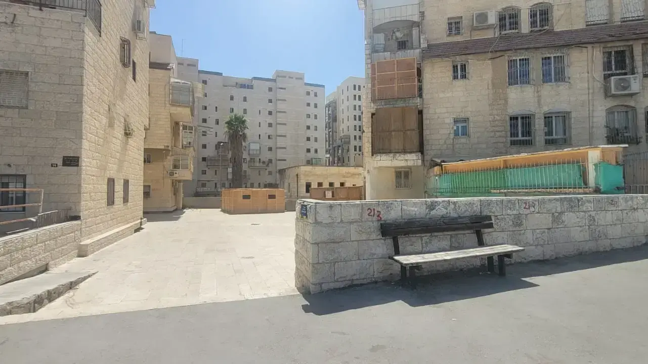 רחוב תורה מציון בירושלים, בו הותקף מאיר פרוש, 13 בספטמבר 2021 רחוב תורה מציון בירושלים, בו הותקף מאיר פרוש, 13 בספטמבר 2021