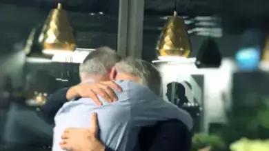 החיבוק של לפיד וגנץ מערב הקמת כחול לבן פברואר 2019 החיבוק של לפיד וגנץ מערב הקמת כחול לבן פברואר 2019