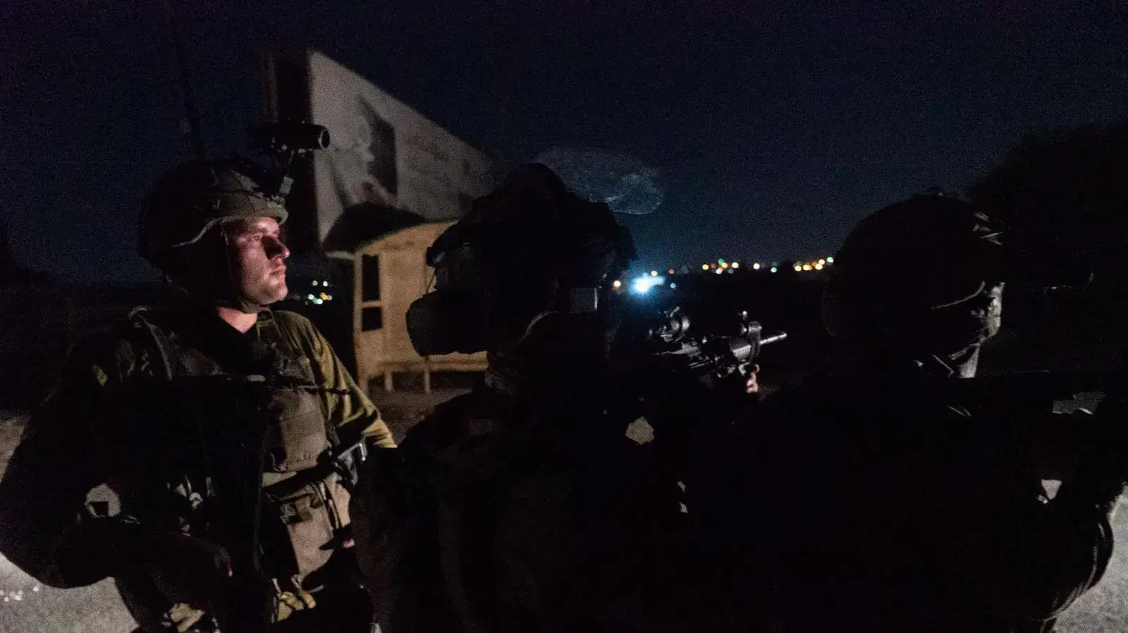היחידה מחטיבת כפיר שאיבטחה את כוחות הימ״מ והשב״כ במבצע לכידת שני האסירים הביטחוניים בג׳נין היחידה מחטיבת כפיר שאיבטחה את כוחות הימ״מ והשב״כ במבצע לכידת שני האסירים הביטחוניים בג׳נין
