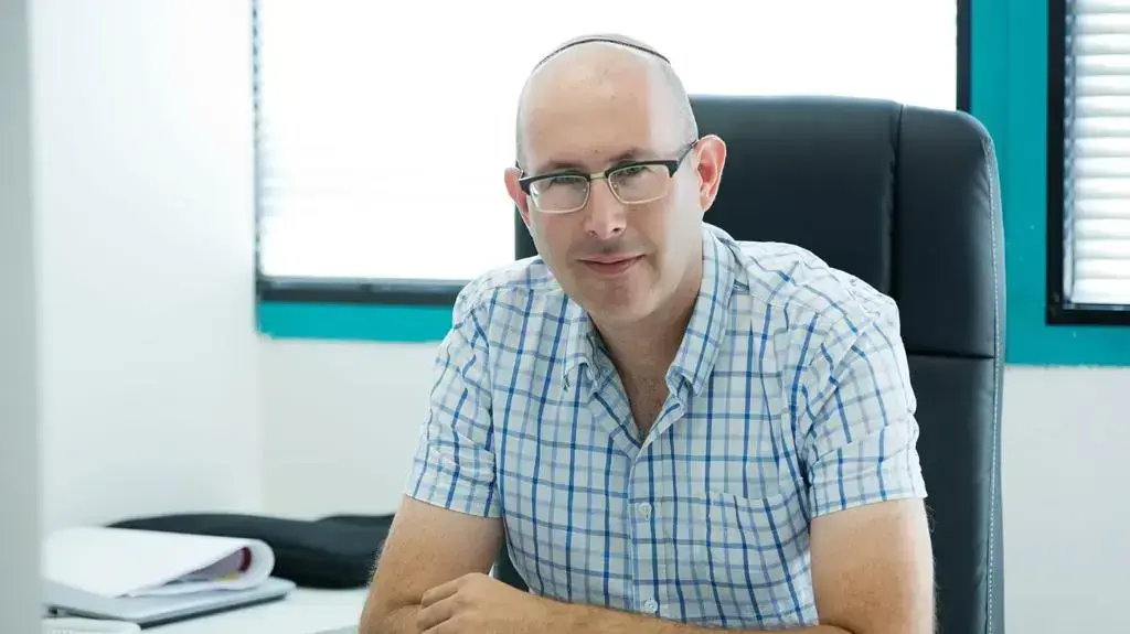 אלעד טנא
