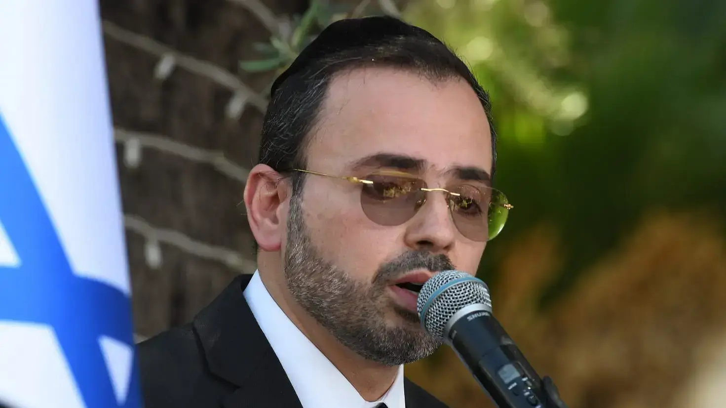 ח"כ אריאל בוסו בלוויתו של השר לשעבר אהרון אבוחצירא 22 בספט 2021 ח"כ אריאל בוסו בלוויתו של השר לשעבר אהרון אבוחצירא 22 בספט 2021