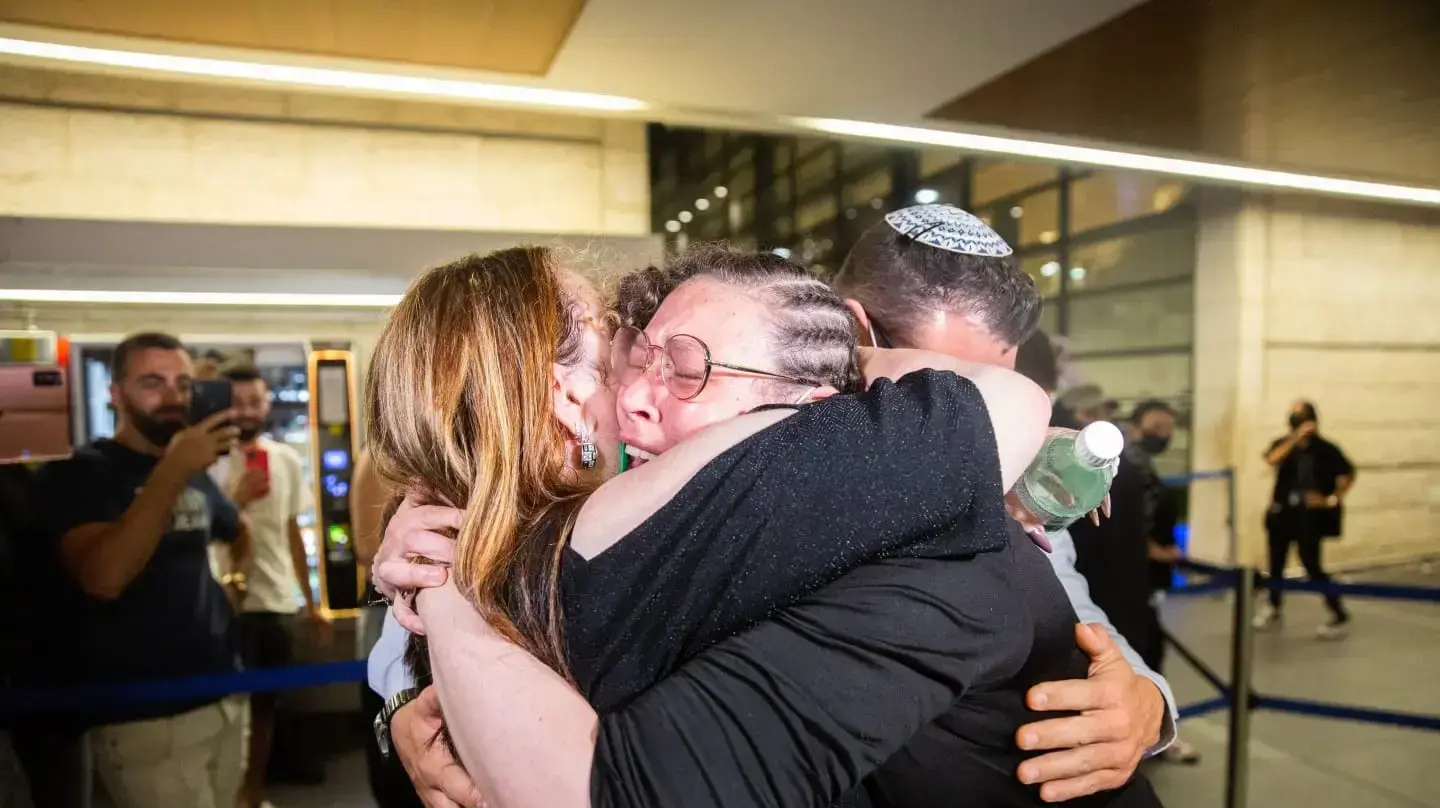הודיה מונסנגו נוחתת בישראל, 24 בספטמבר, 2021 הודיה מונסנגו נוחתת בישראל, 24 בספטמבר, 2021