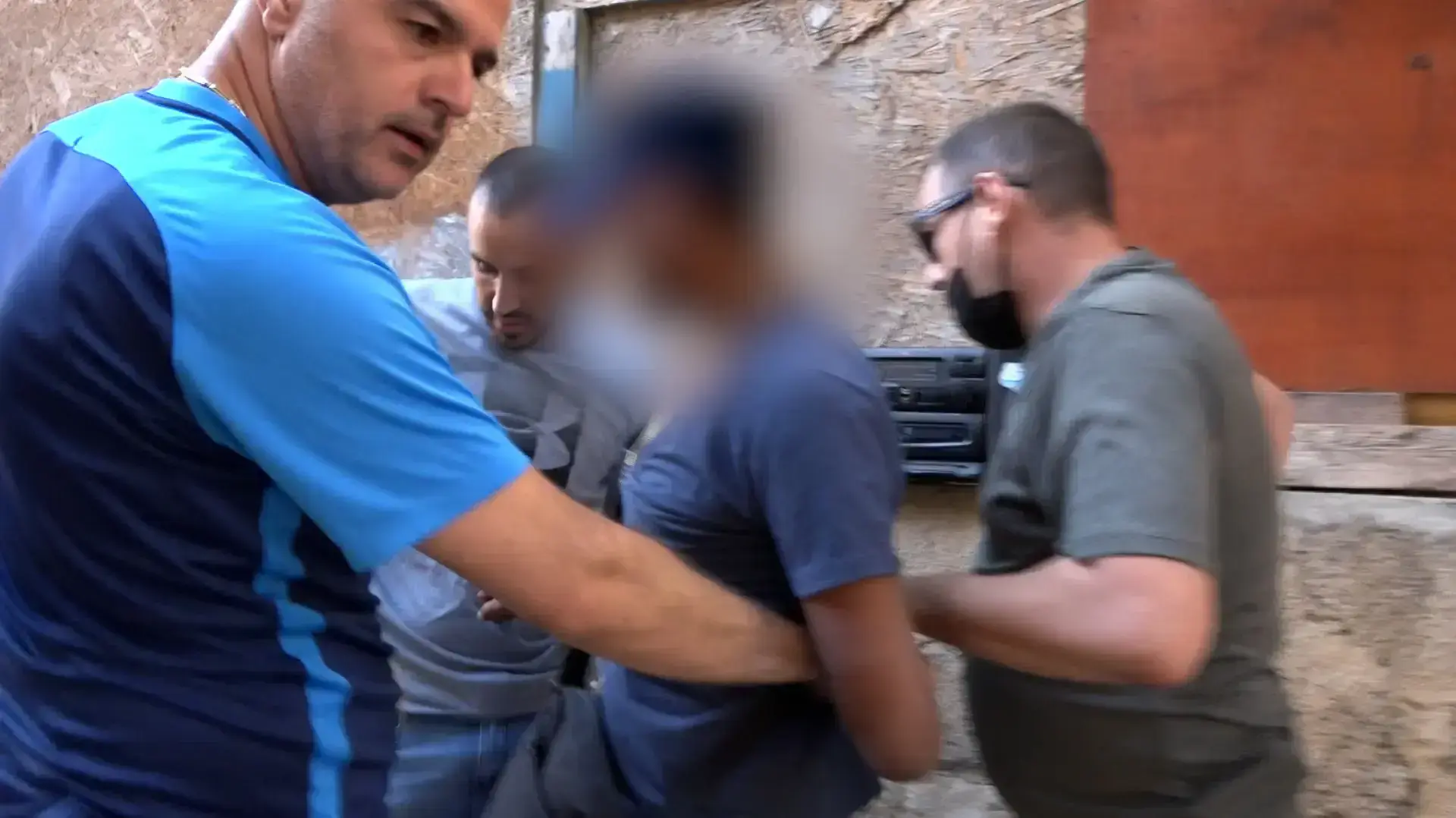 מעצר חשוד על ידי המשטרה בחשד שמכר סם מסוג נייס גאי שרוסס בחומרים. 26 בספטמבר 2021 מעצר חשוד על ידי המשטרה בחשד שמכר סם מסוג נייס גאי שרוסס בחומרים. 26 בספטמבר 2021