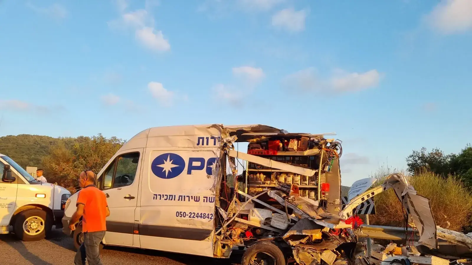 תאונת דרכים בין אוטובוס לרכב פרטי סמוך לחורפיש,כביש 89, 29 בספטמבר 2021 תאונת דרכים בין אוטובוס לרכב פרטי סמוך לחורפיש,כביש 89, 29 בספטמבר 2021