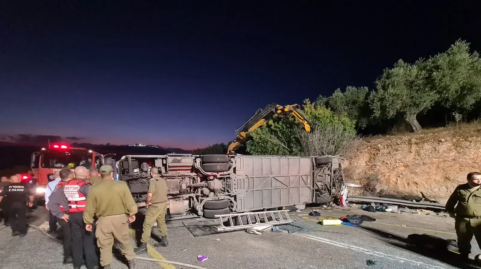 תאונת דרכים בין אוטובוס לרכב פרטי סמוך לחורפיש,כביש 89, 29 בספטמבר 2021 תאונת דרכים בין אוטובוס לרכב פרטי סמוך לחורפיש,כביש 89, 29 בספטמבר 2021